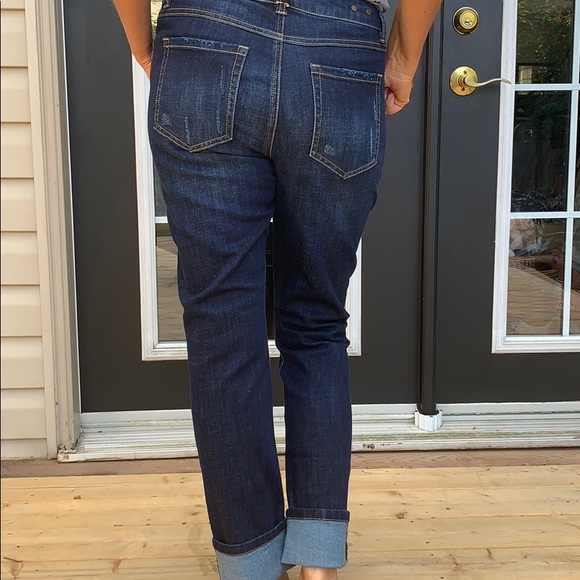 Dark wash Cabi jeans - Picture 2 of 2